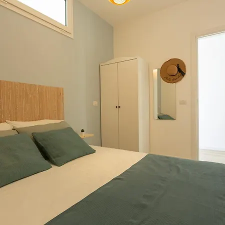 Cozy By The Sea Apartment